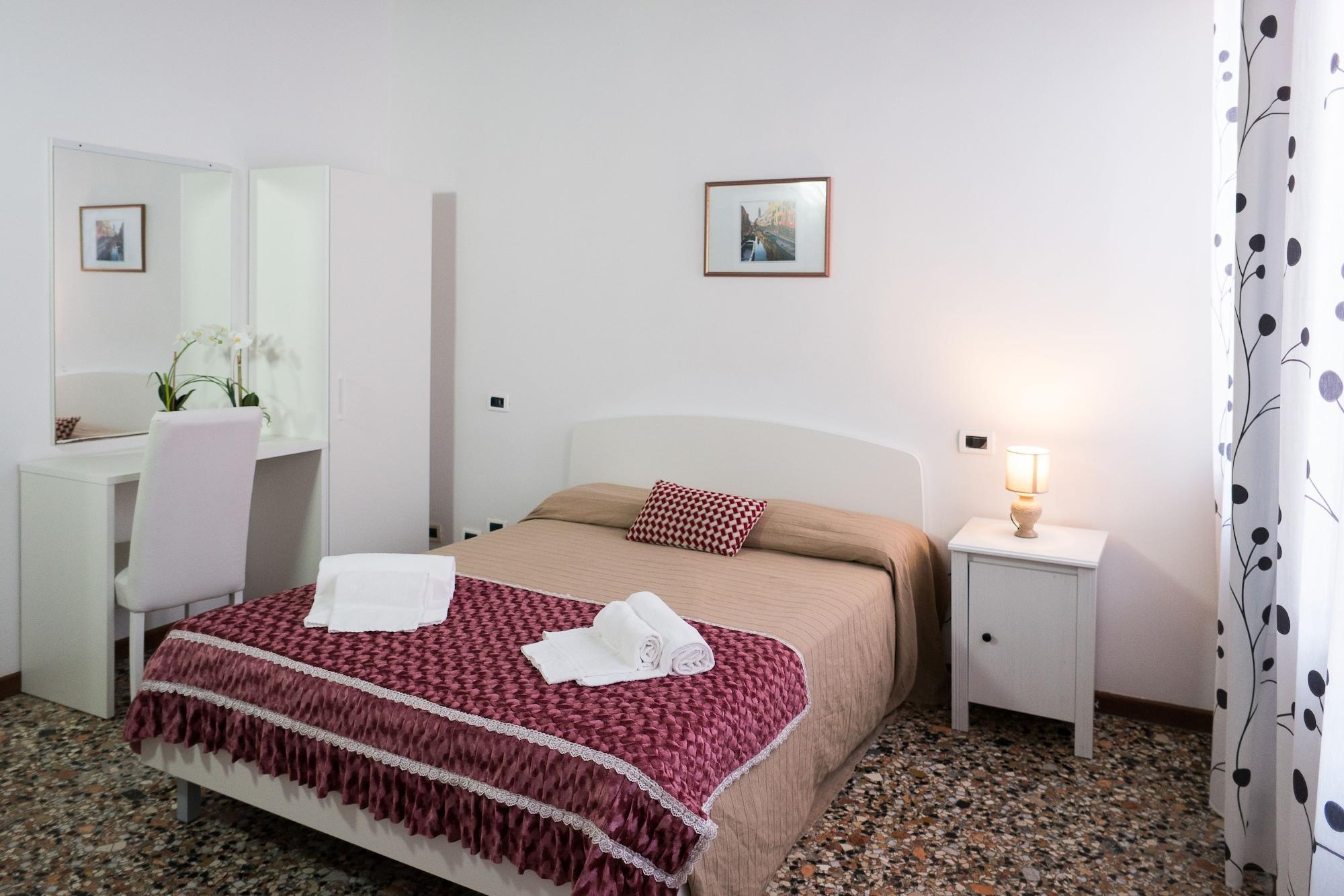 Guest house Backpackers House