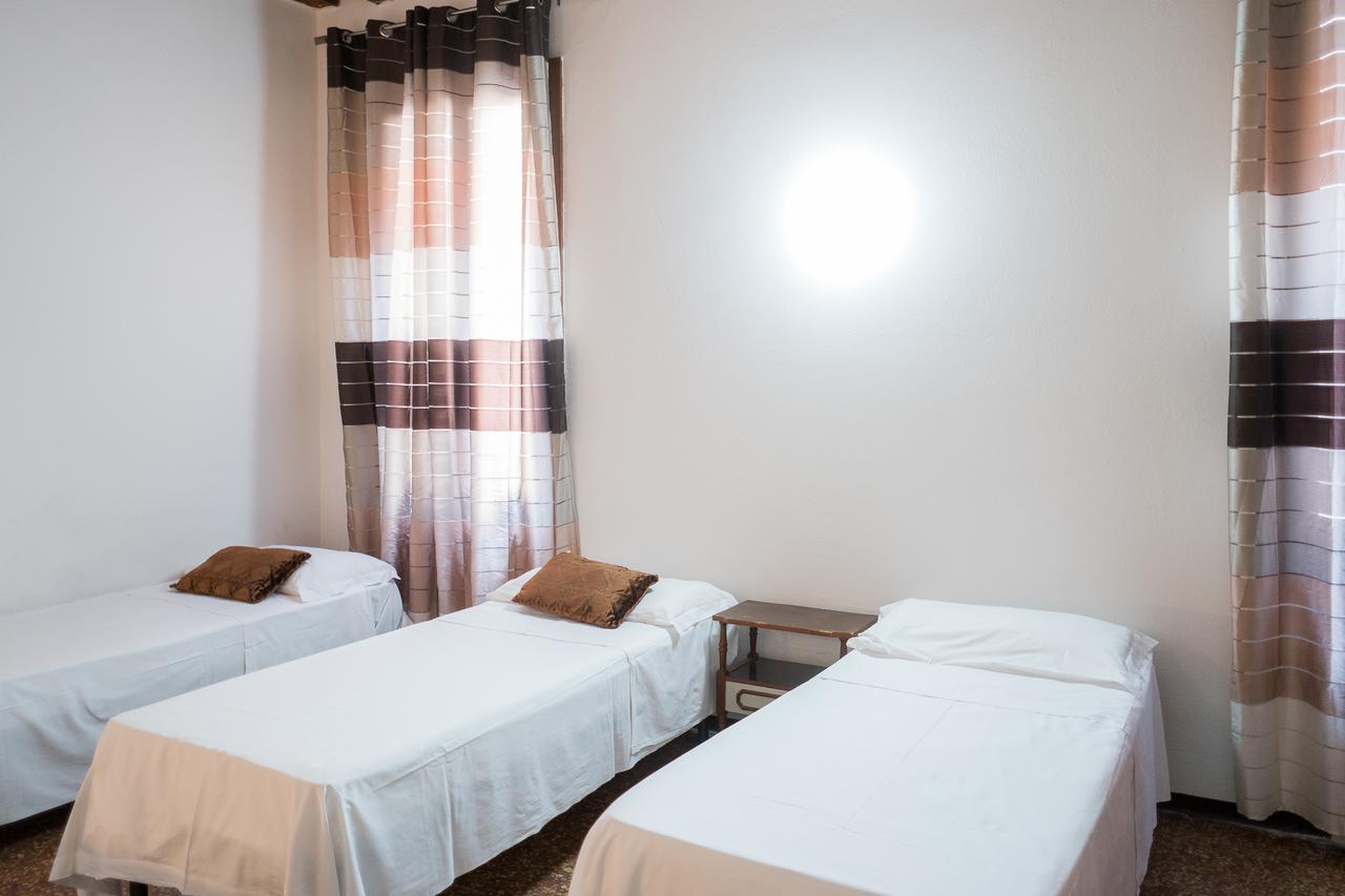 Backpackers House Guest house 2*